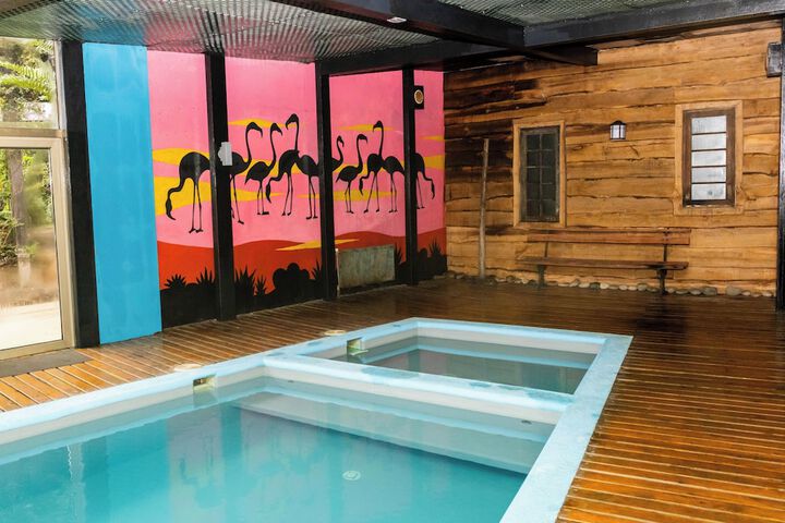 Pool 58 of 150