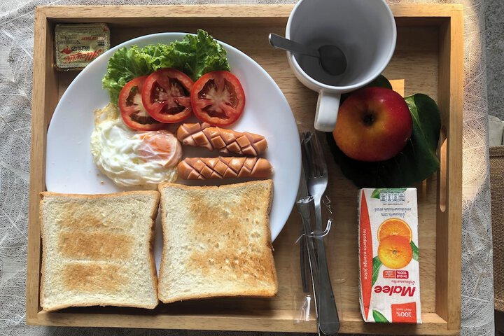 Breakfast/Coffee Service 33 of 48