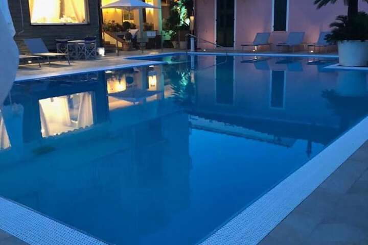 Pool 47 of 87