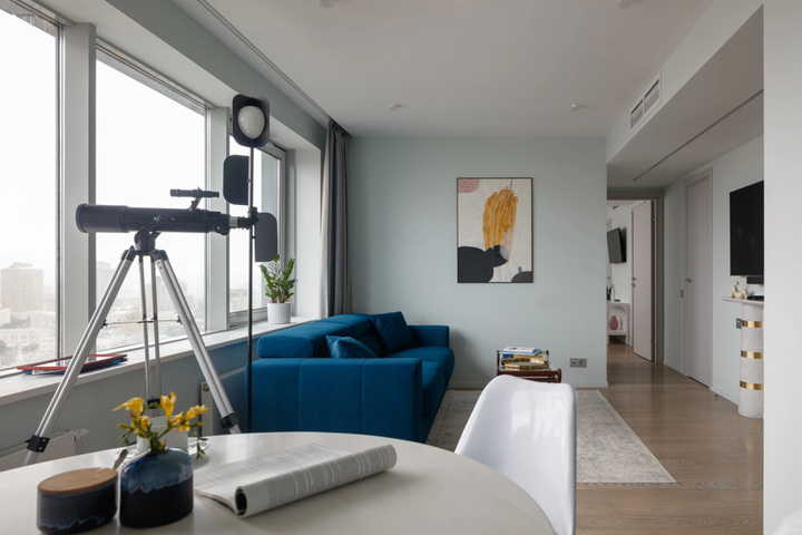 Room 4 of 20