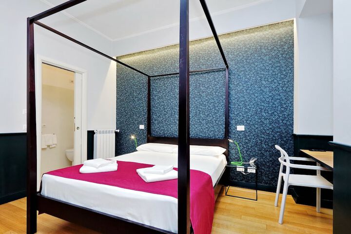 Room 6 of 35