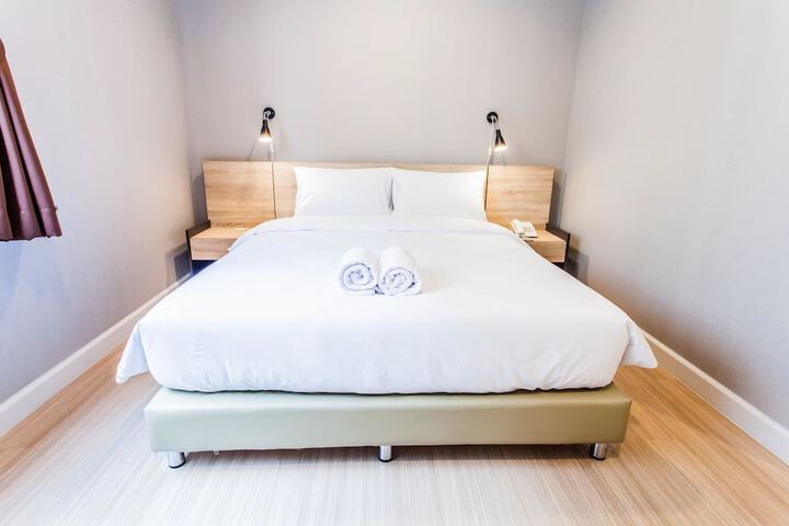 Room 7 of 36