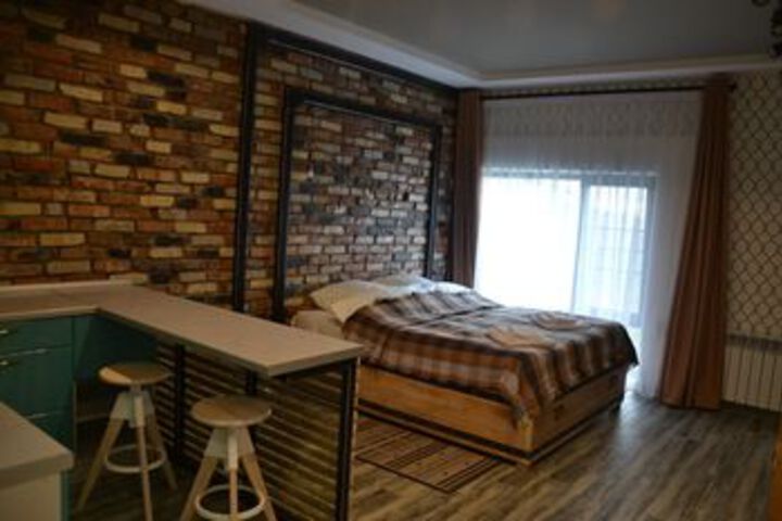 Room 32 of 50