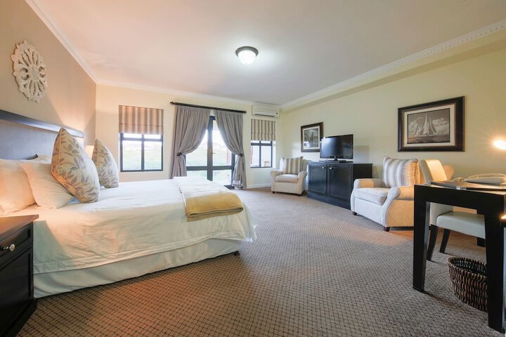 Room 10 of 68