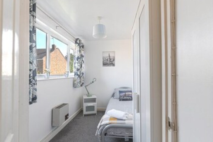 Room 9 of 26