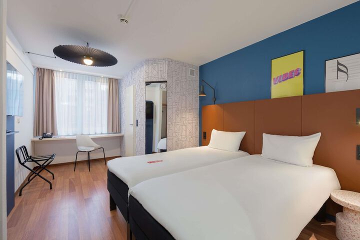 Room 22 of 55