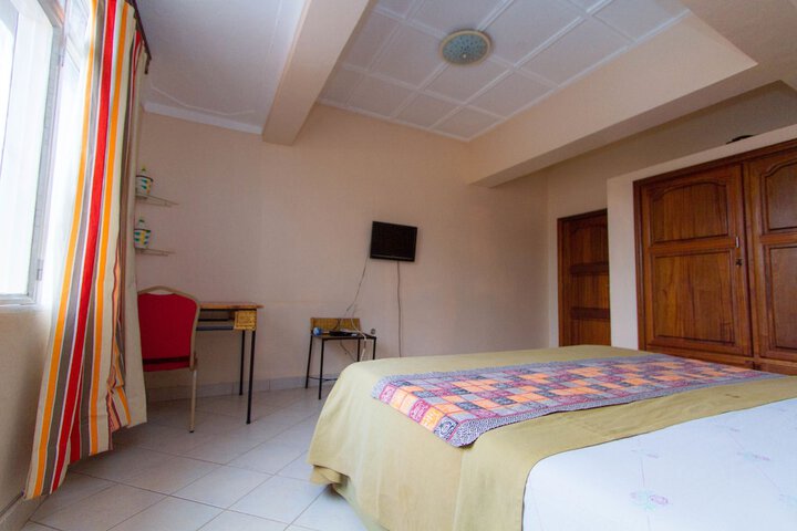 Room 5 of 29