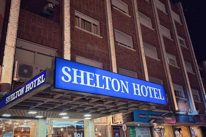 Shelton Hotel