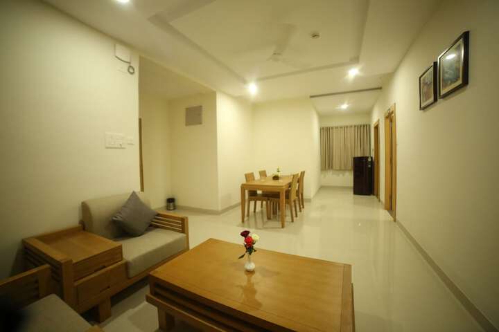 Room 25 of 32