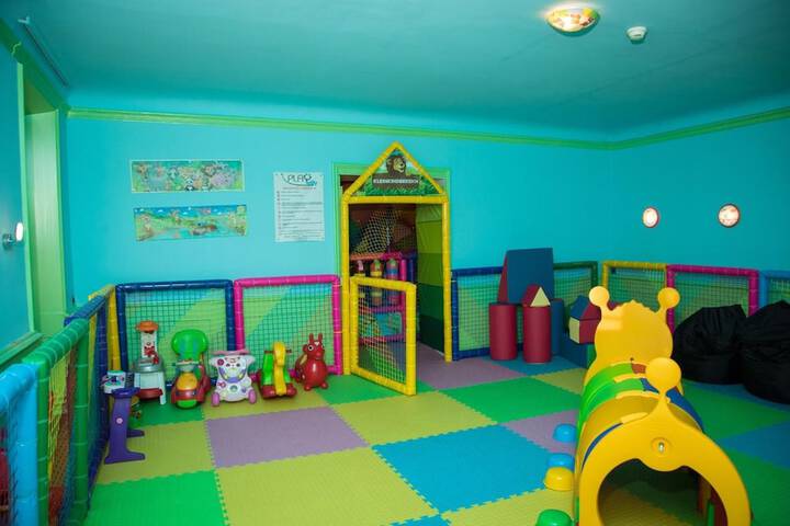 Childrens Activities 18 of 38
