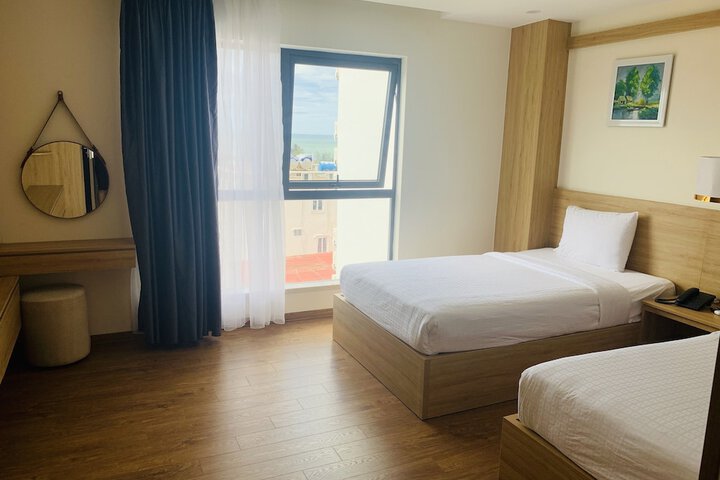 Room 25 of 35