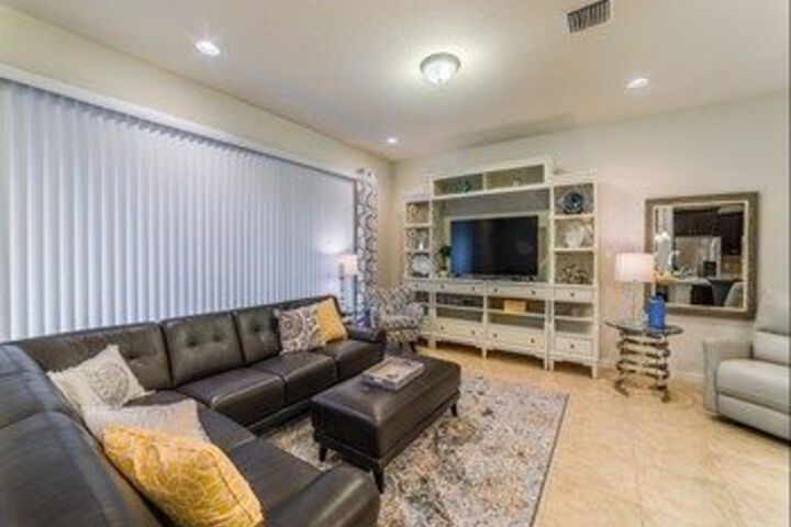 Room 18 of 23