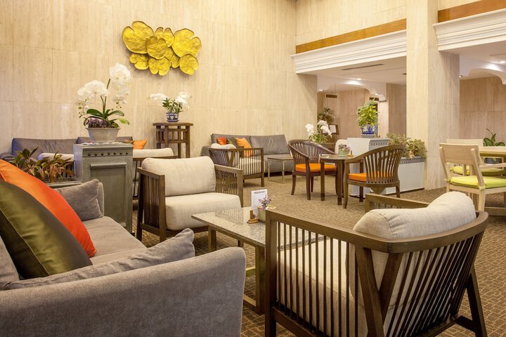 Hotel Lobby