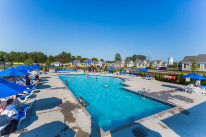 Pool 41 of 49
