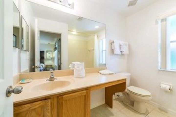 Room 4 of 22