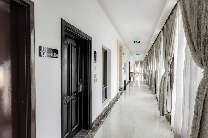 Hotel 153 of 171