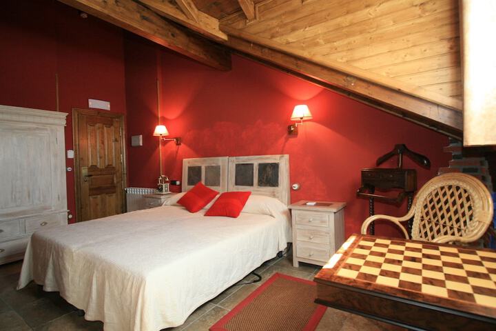 Room 8 of 45