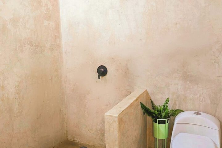 Room 14 of 20