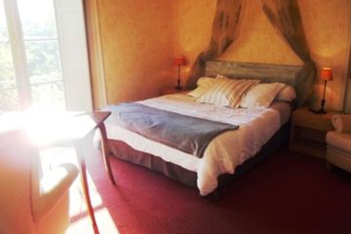 Room 5 of 27