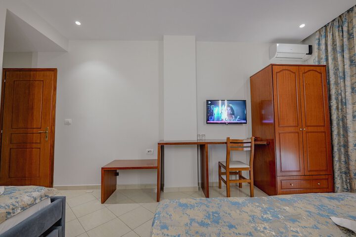 Room 36 of 101