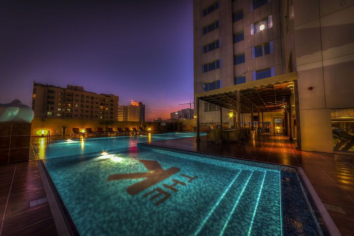 Pool 74 of 117