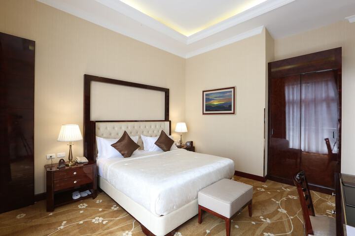 Room 38 of 71
