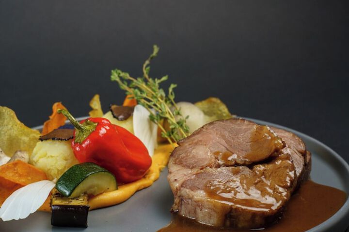 Dining 54 of 61