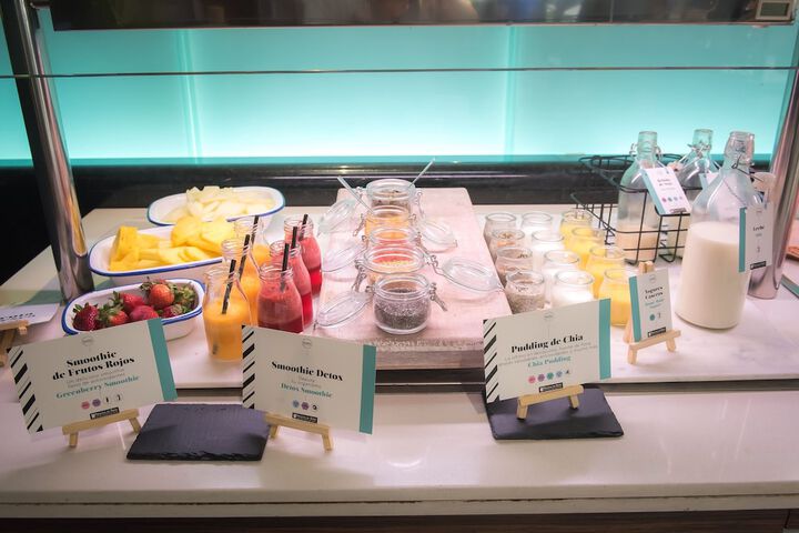 Breakfast buffet