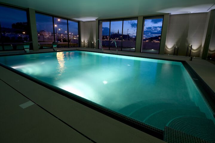 Pool 31 of 84