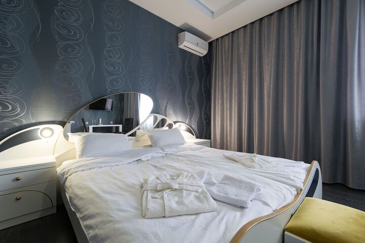 Room 15 of 101