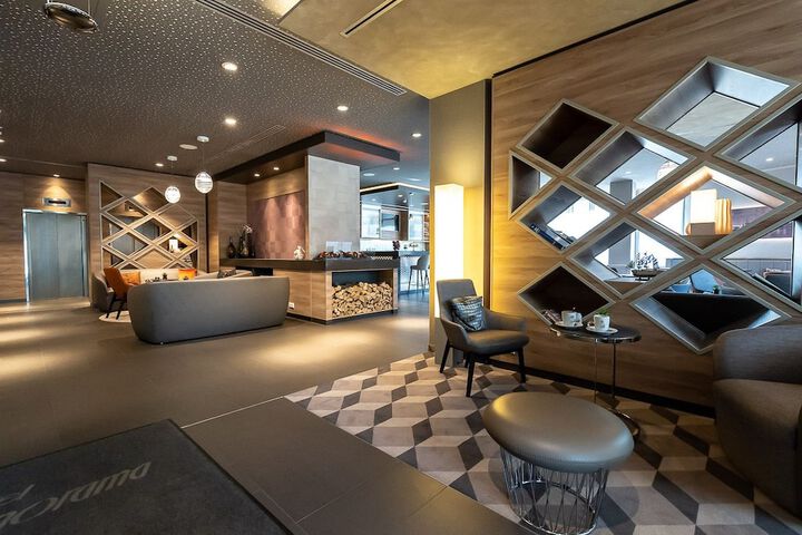 Lobby Photos
