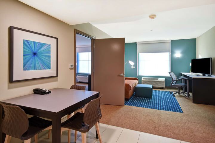 1 King Bed Studio Suite (8 of 22)