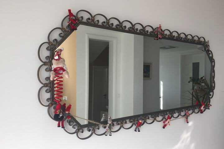 Hotel 2 of 79