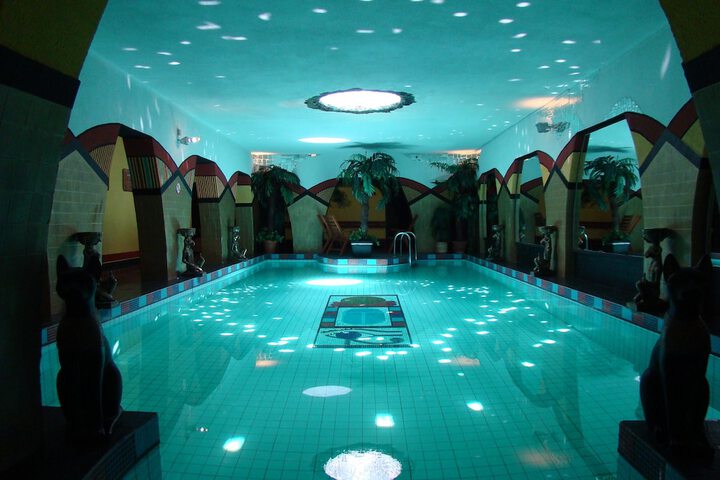 Pool 47 of 70