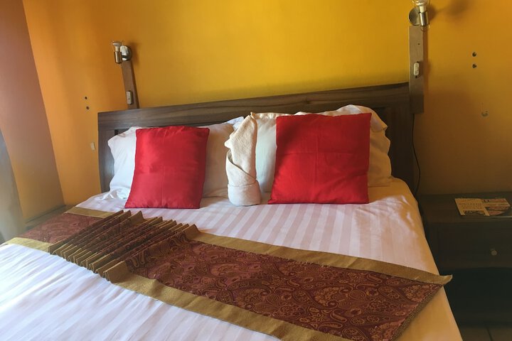 Room 2 of 25