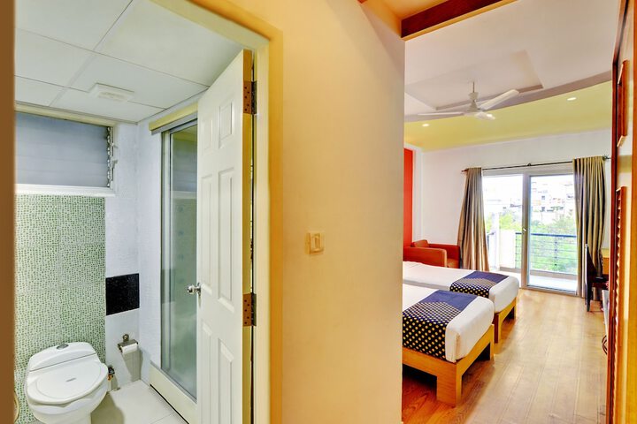 Room 5 of 21