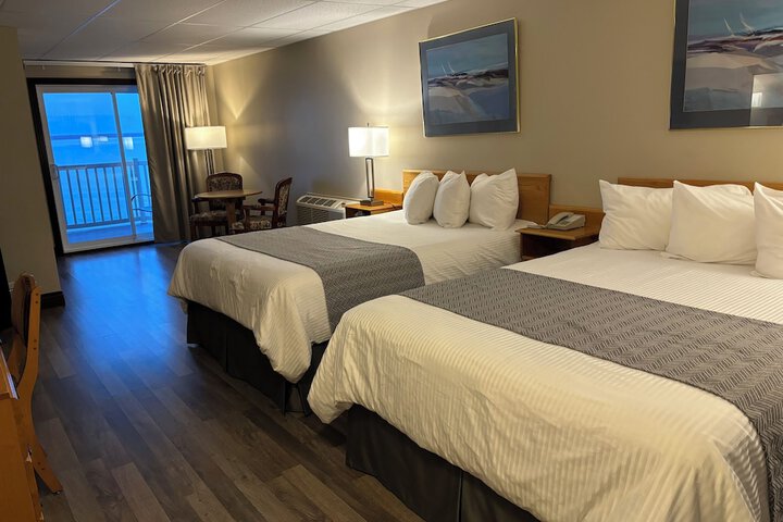 Room 25 of 118