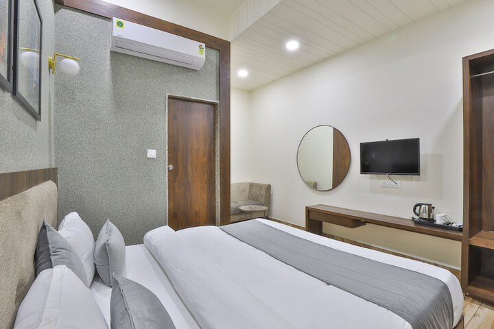 Room 19 of 59