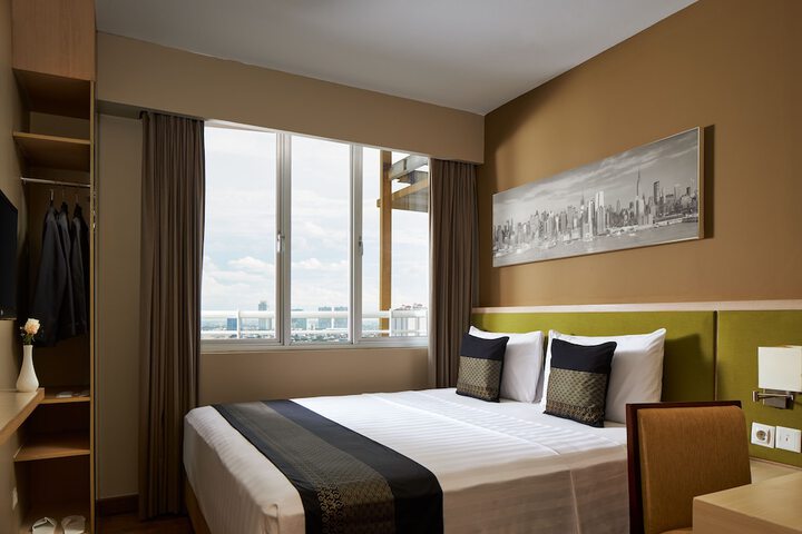 Room 48 of 115