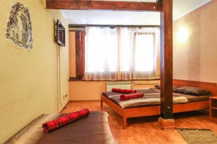 Room 8 of 8