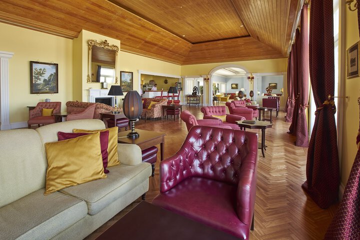 Hotel Interior 4 of 106