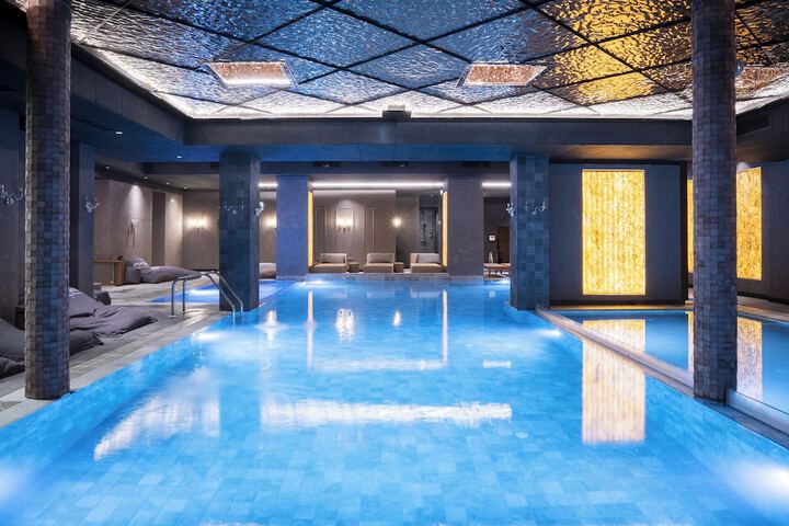 Pool 151 of 254