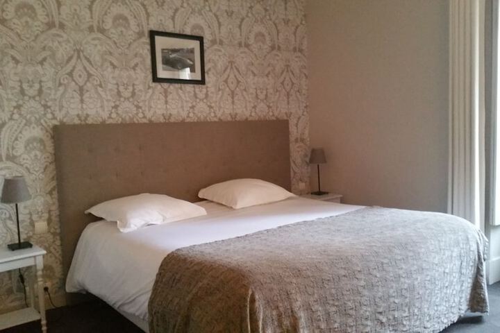 Room 16 of 72