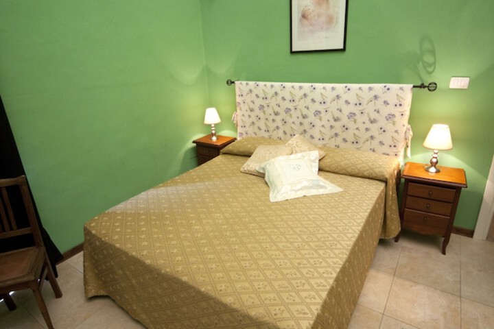 Room 13 of 90
