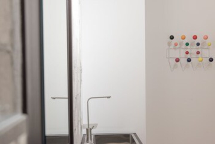 Room 20 of 214