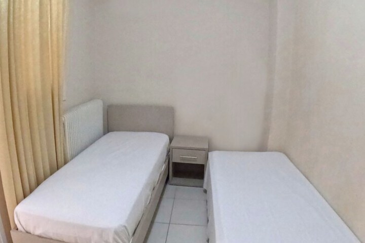 Room 11 of 71