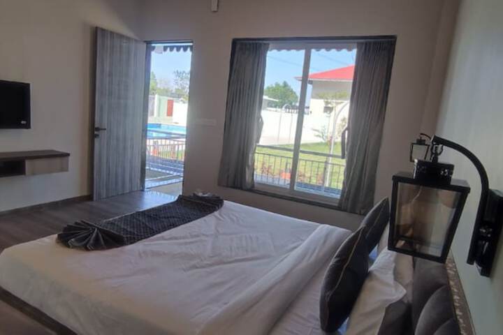 Room 42 of 84