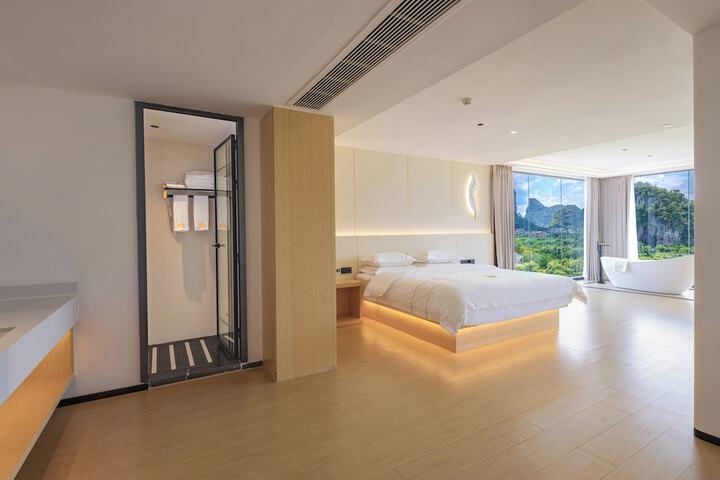 Room 71 of 158