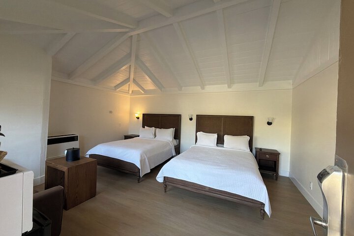 Room 48 of 120