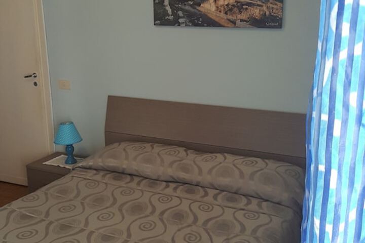 Room 10 of 81